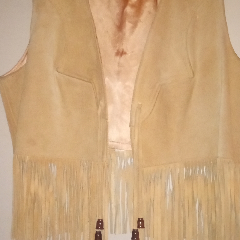 PIONEER Leather Label in Gold and Black